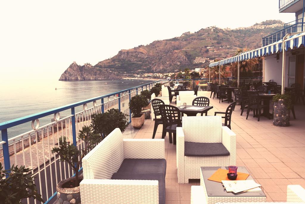 Hotel Kennedy SantʼAlessio Siculo 외부 사진